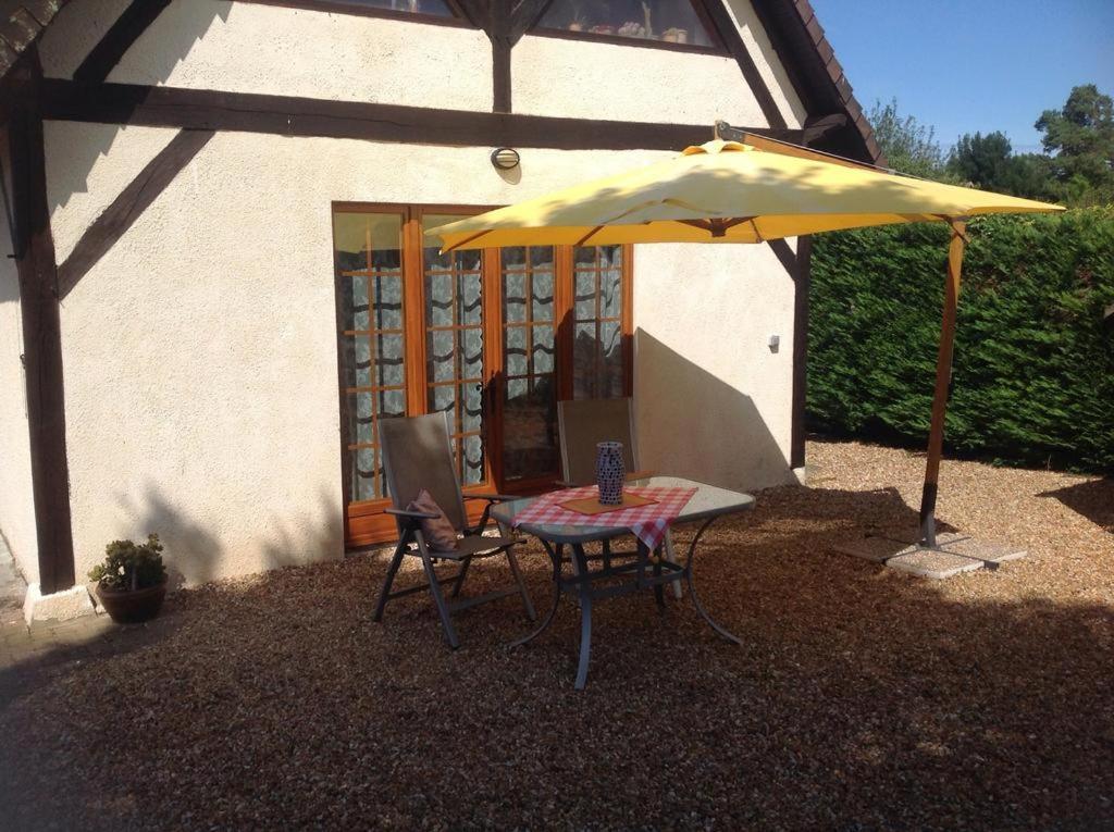 Le gîte de Poulas Couffy Extérieur photo