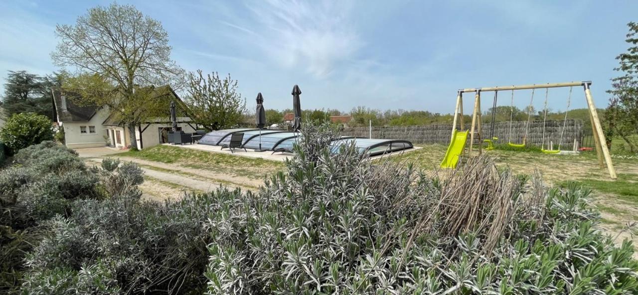 Le gîte de Poulas Couffy Extérieur photo